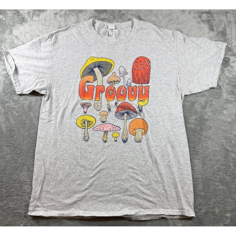 Mens T-Shirt Size L Gray Hippie Psychedelic Groovy Mushroom Short Sleeve